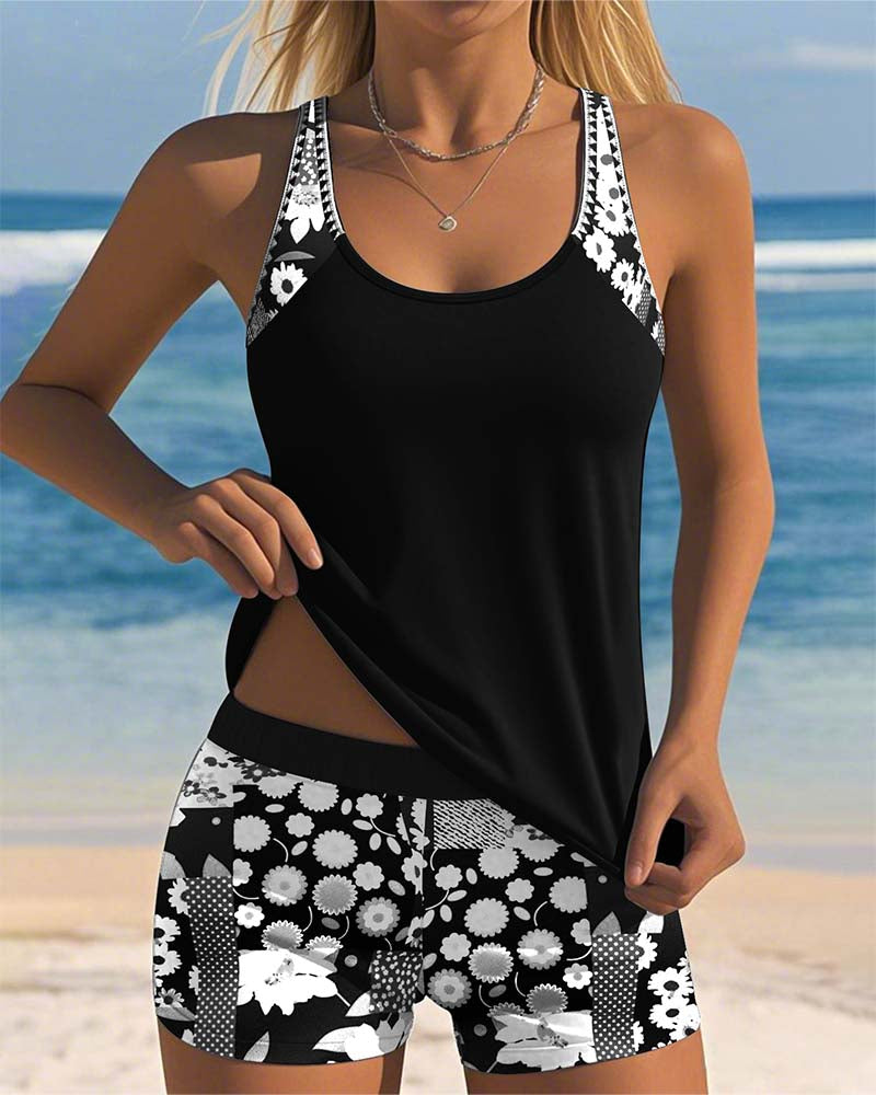 Melanie™ | Two-Piece Swimsuit with Comfortable Fit and Floral Beach Style 5