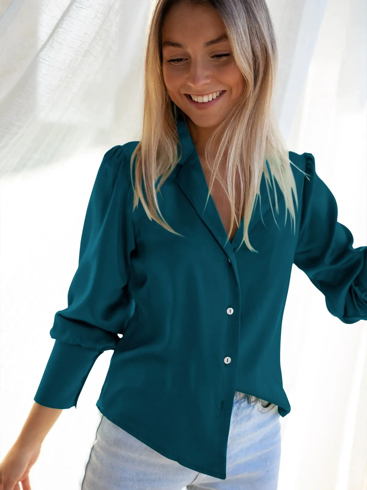 Women's Button-Front Blouse with Relaxed Fit and Collar 2