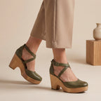 Women's Closed-Toe Platform Wedge Sandals with Wood Base and Ankle Straps 3
