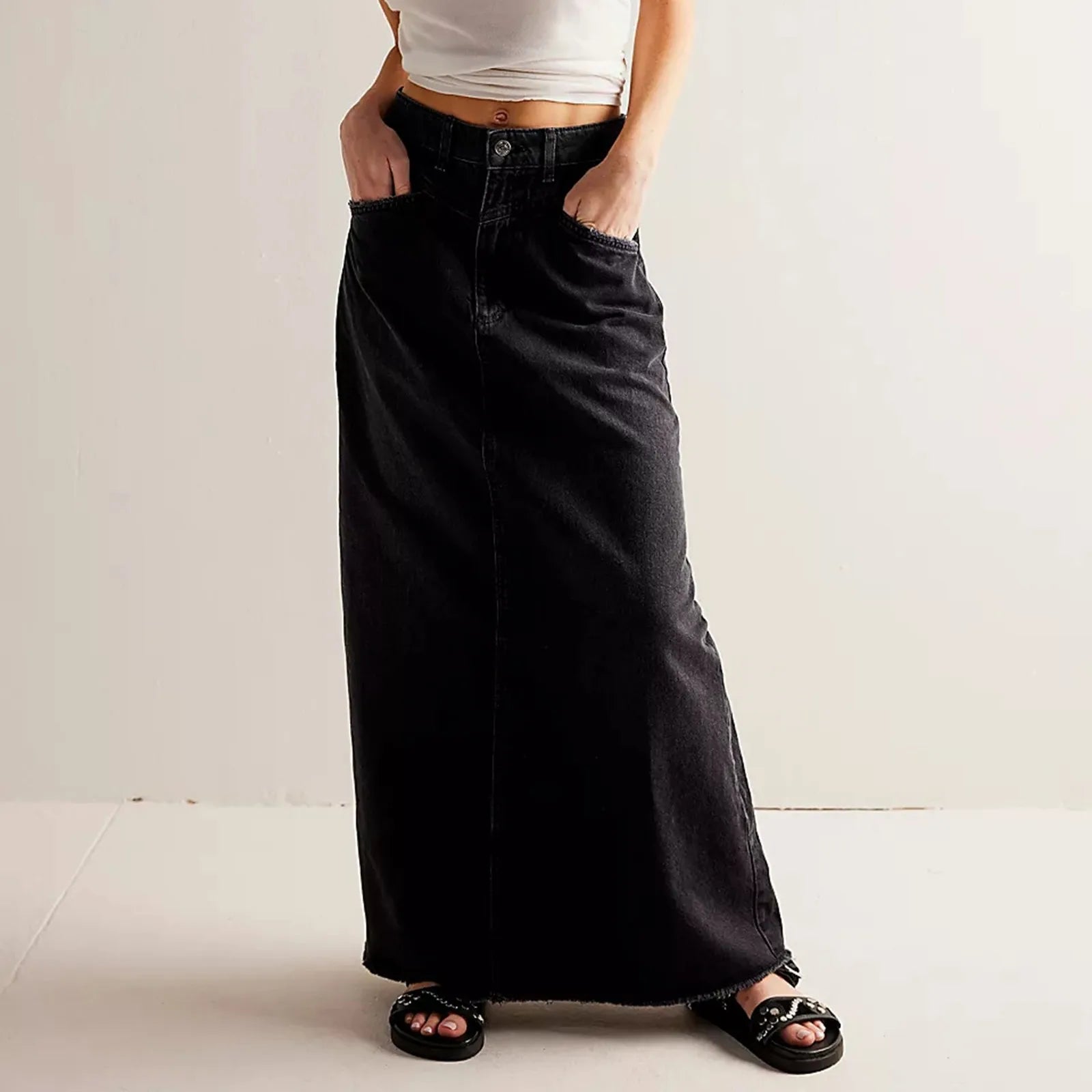 Women's Denim Maxi Skirt with Button and Zip Closure 3