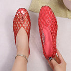 Women's Flat Jelly Shoes with Diamond Cut-Out Woven Pattern 3