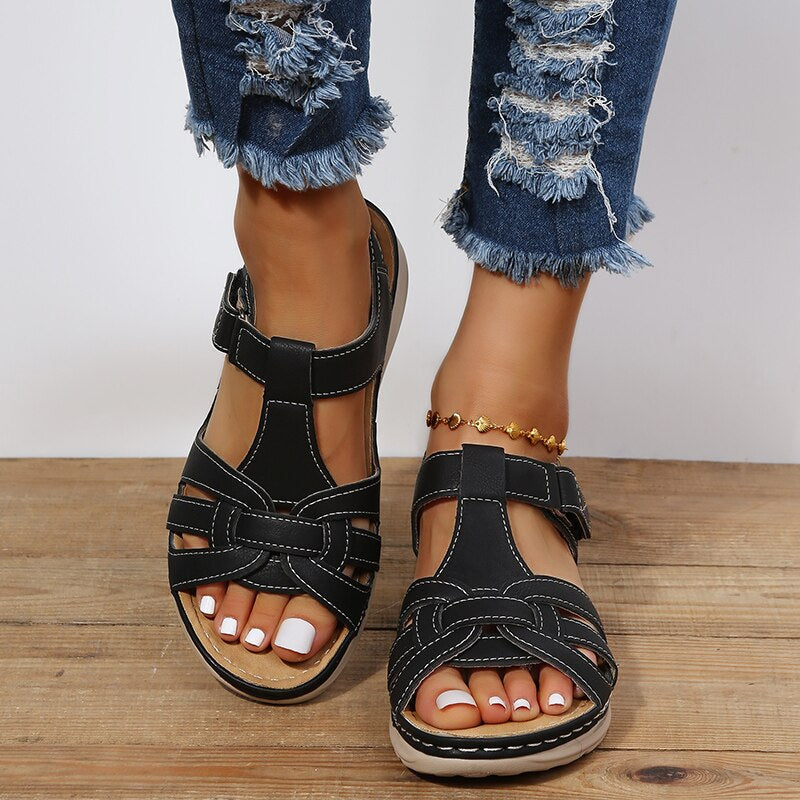 Women's Flat Sandals with Woven Straps and Hook-and-Loop Closure 1