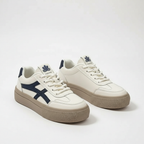 Women's Lace-Up Platform Sneakers with Low-Cut Design 1