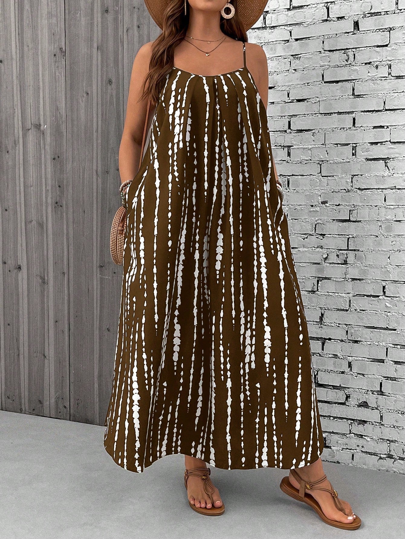 Women's Plus Size Sleeveless Maxi Dress with Spaghetti Straps and Tropical Print 11