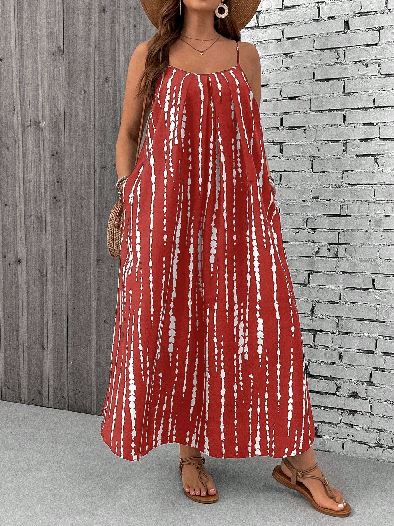 Women's Plus Size Sleeveless Maxi Dress with Spaghetti Straps and Tropical Print 12