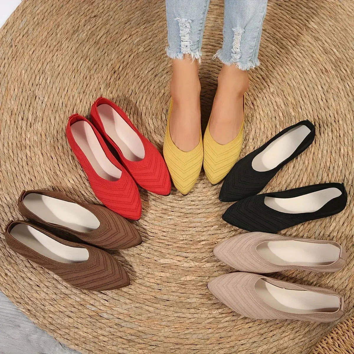 Women's Pointed Toe Knit Ballet Flats with Lightweight Sole 1