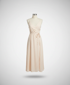 Women's Semi-Fitted Sleeveless Dress in Lightweight Fabric 3