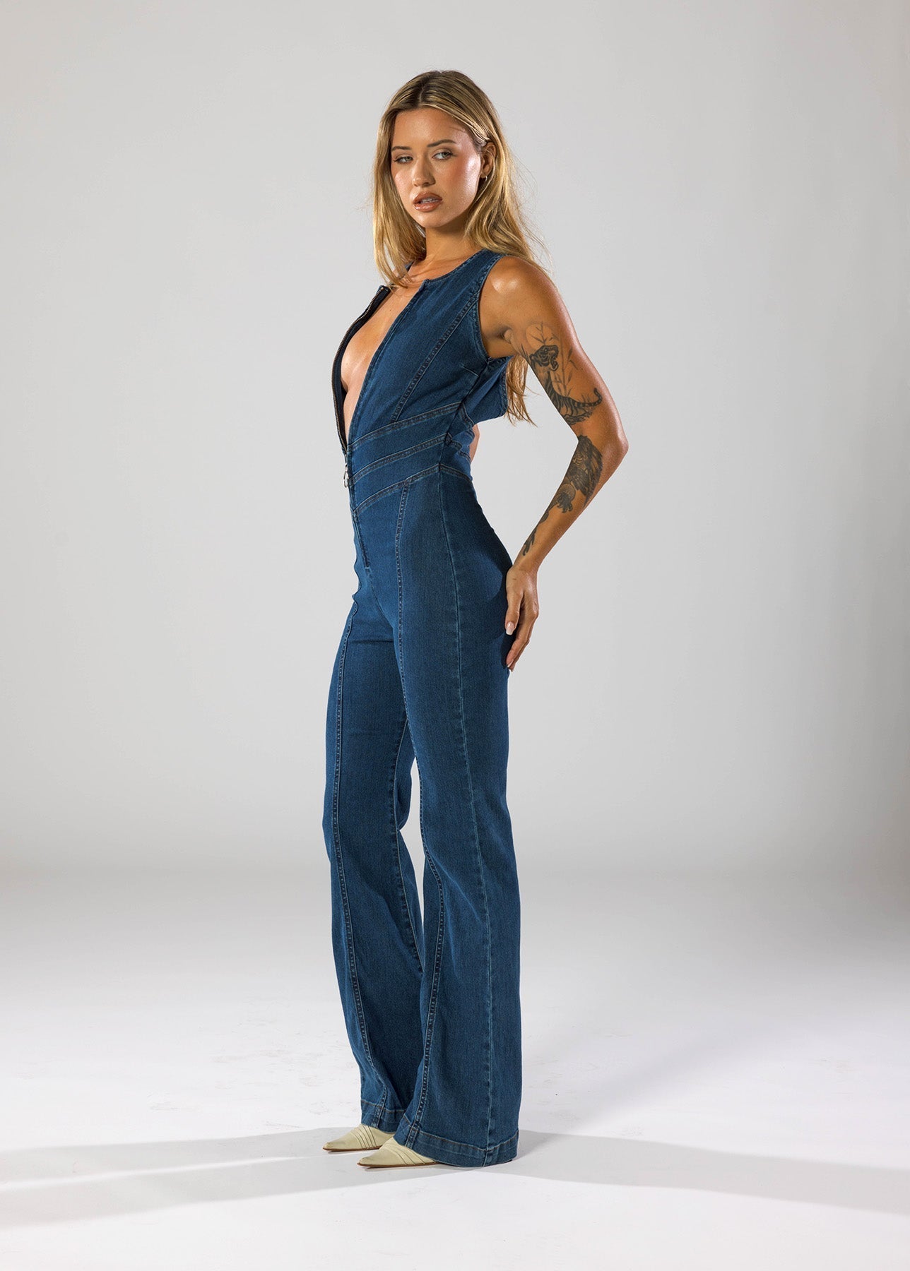 Women's Sleeveless Denim Jumpsuit with Heart-Shaped Plunge Neckline 6