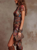 Women's V-Neck Midi Dress with Abstract Print and Pleated Design 2