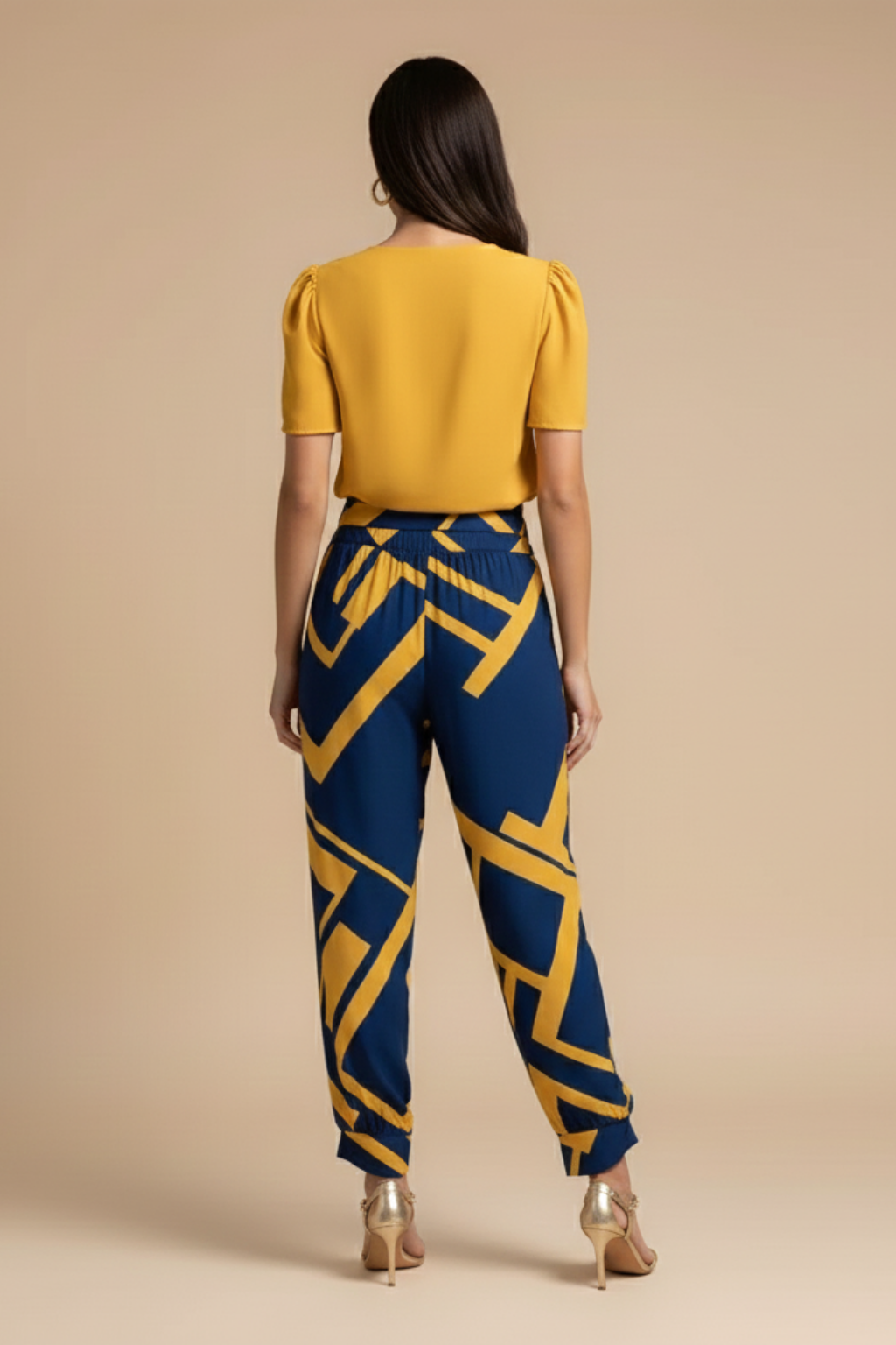 Women's V-Neck Short-Sleeve Blouse and High-Waisted Patterned Trousers Set 2