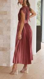 Women's V-Neck Sleeveless Pleated Maxi Dress with High Waist 4