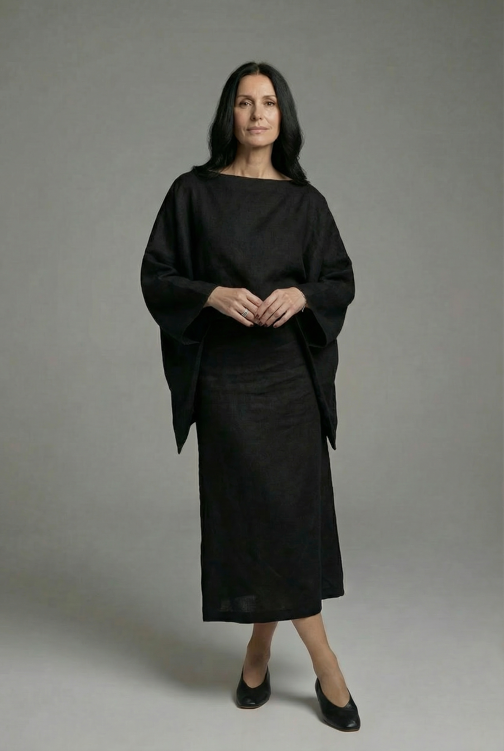 Women’s Kimono Midi Dress with Tie Waist and Kimono Sleeves 2