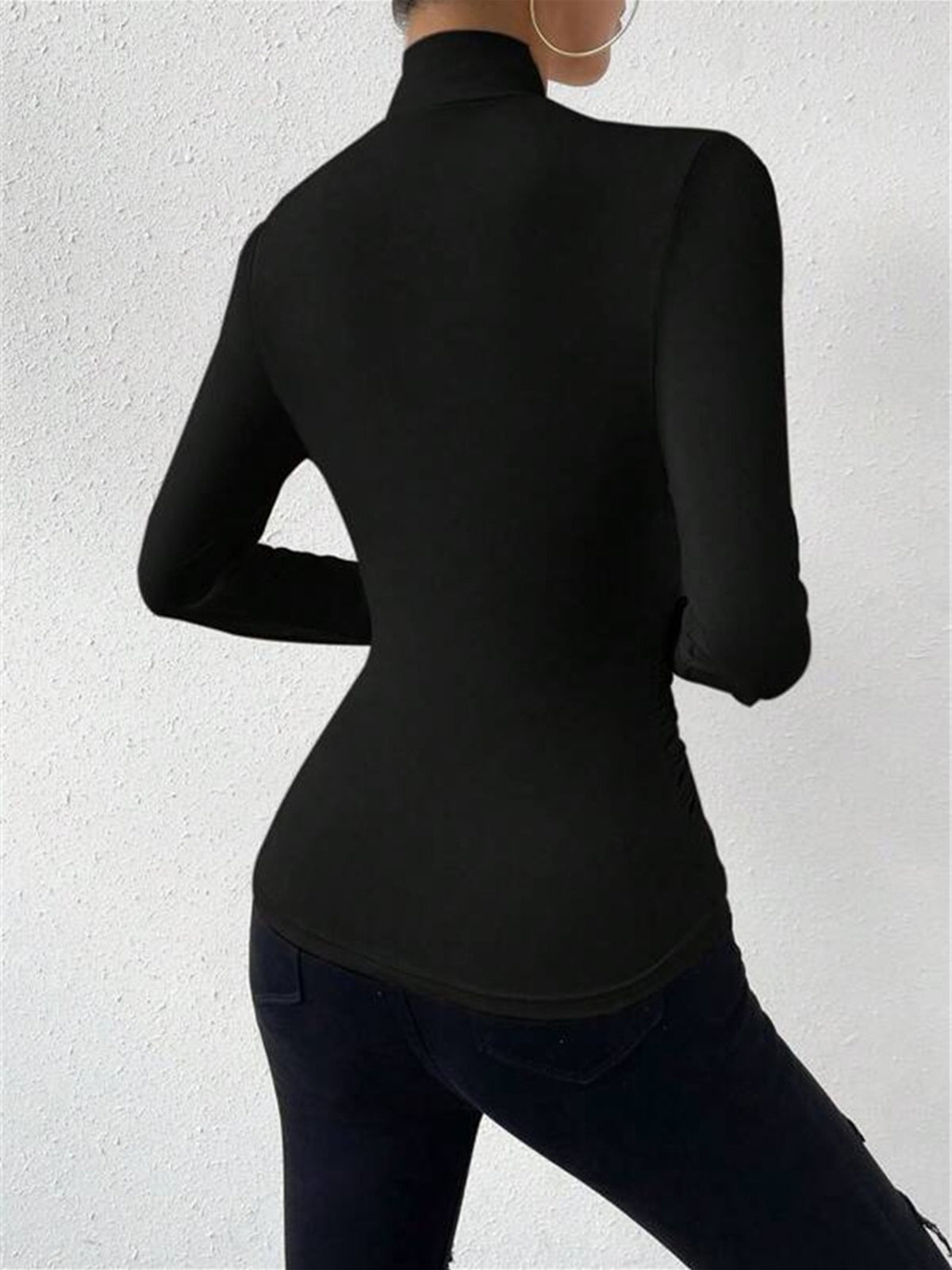Women’s Long Sleeve Crossover Top with Waist Gathering in Soft Stretch Fabric 5