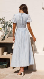 Women’s Puff Sleeve Gingham Dress with V-Neck and Button Front Closure 2