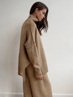 Women’s Soft Knit Lounge Set with Relaxed Top and Wide-Leg Pants 1