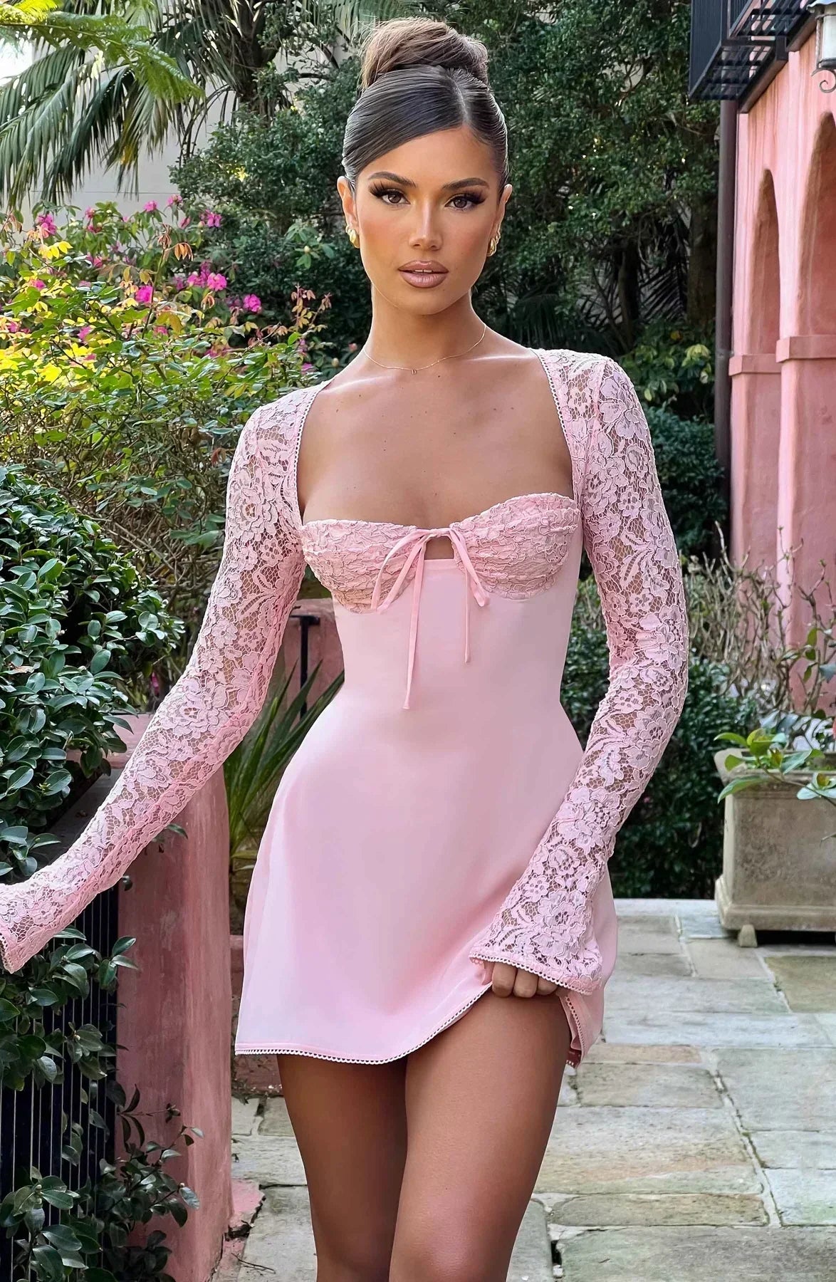 Women’s Sleeveless Mini Party Dress with Fitted Bodice 27